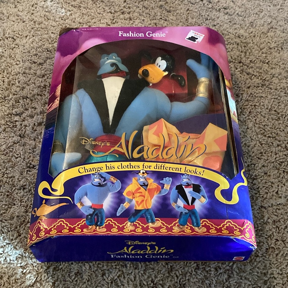 New Disney Aladdin Genie Dress-Up Set